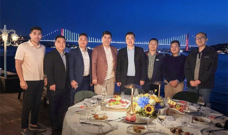 Yönetim Kurulu Başkanımız Sayın Hakan Safi, dünyanın en büyük konteyner taşımacılığı şirketlerinden biri olan Cosco Shipping Line Yönetim Kurulu Başkanı Sayın Tao Weidong ile bir araya geldi.