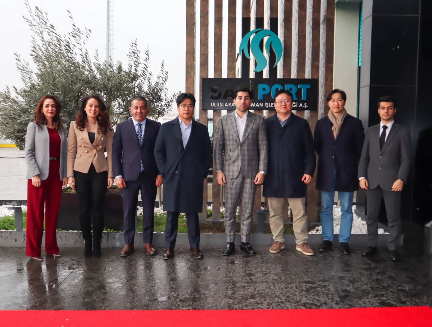 Stena Glovis Genel Müdürü Sayın Wan Hee Han, Glovis Türkiye PCC Operasyon Direktörü (COO) Sayın Haeki Kim, Stena Glovis Derin Deniz Operasyonları Koordinatörü Sayın Hyun Chul Cho, Glovis Türkiye PCC Kıdemli Müdürü Sayın Dilek Akanlar'ı limanımızda ağırladık.